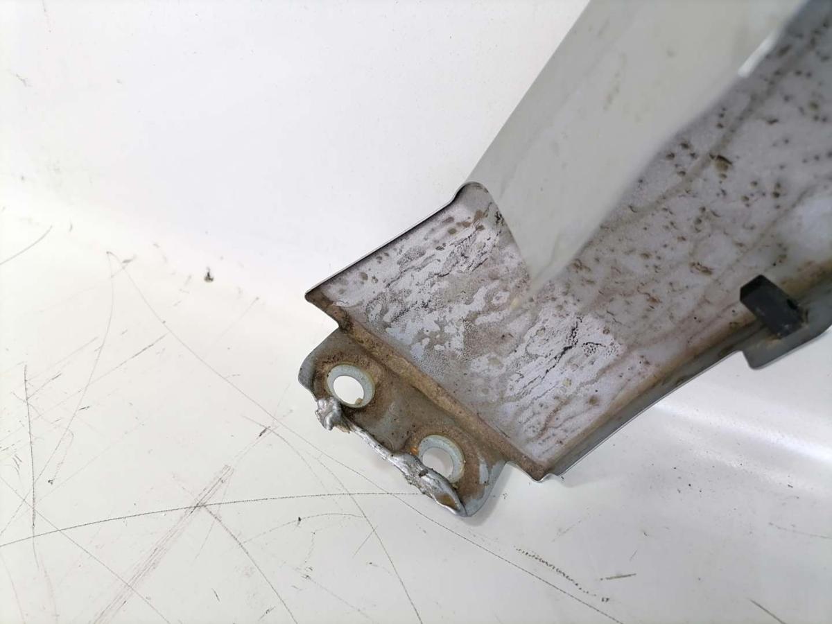 VW Passat B9 original Kotflügel vorn links LM7P Oyster Silver E-Hybrid Bj.2024